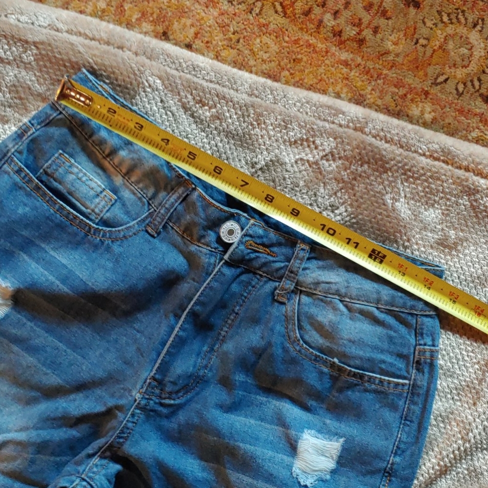 Jeans - Picture 7 of 8